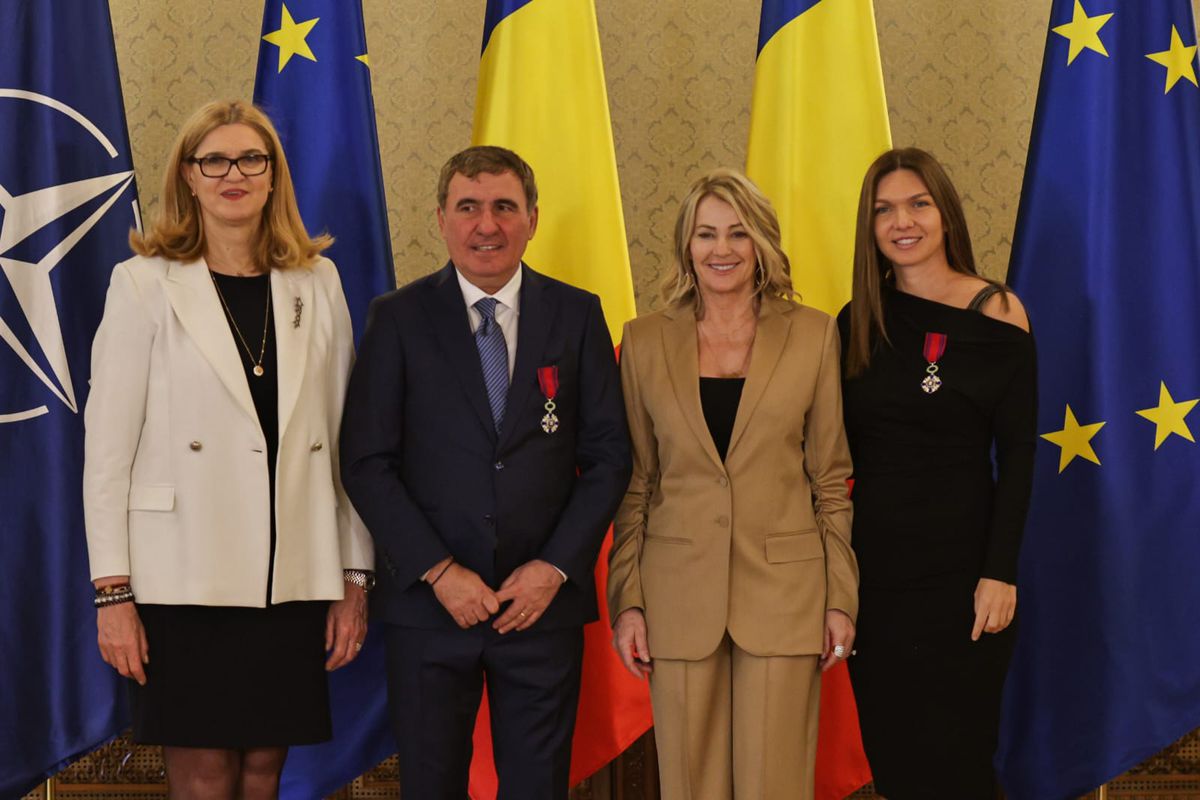 Gică Hagi, decorat la Cotroceni. FOTO: Vlad Chirea (Libertatea)