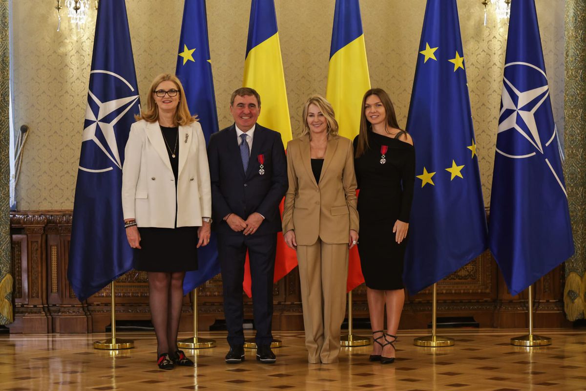 Gică Hagi, decorat la Cotroceni. FOTO: Vlad Chirea (Libertatea)