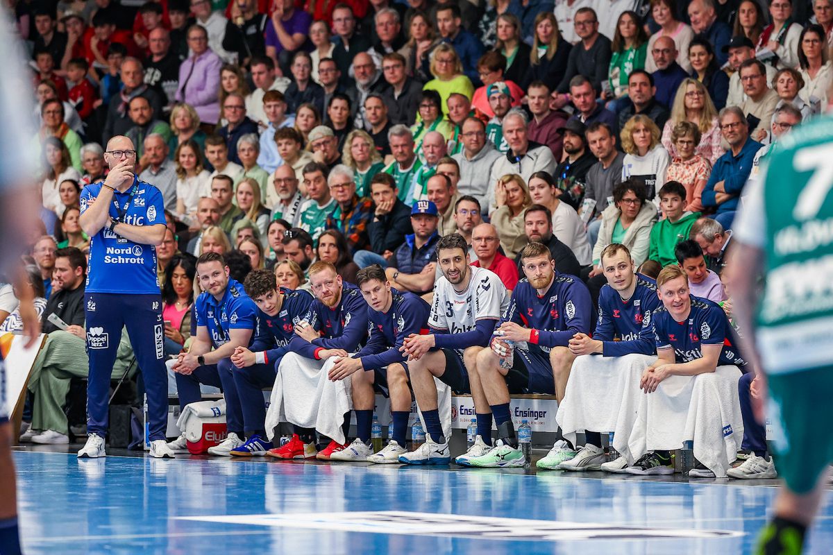 Un tânăr român a fost pe listă la un meci din campionatul Germaniei la doar 17 ani » A fost rezerva triplului campion mondial