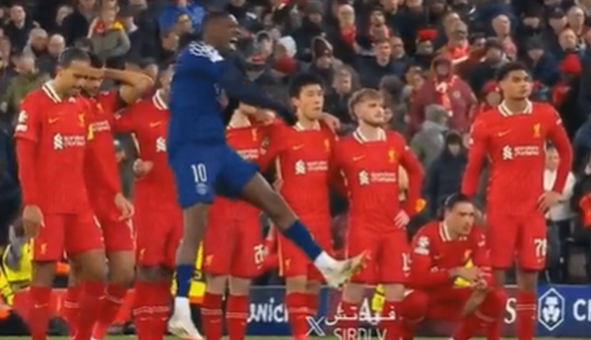 Cele mai tari meme după Liverpool - PSG