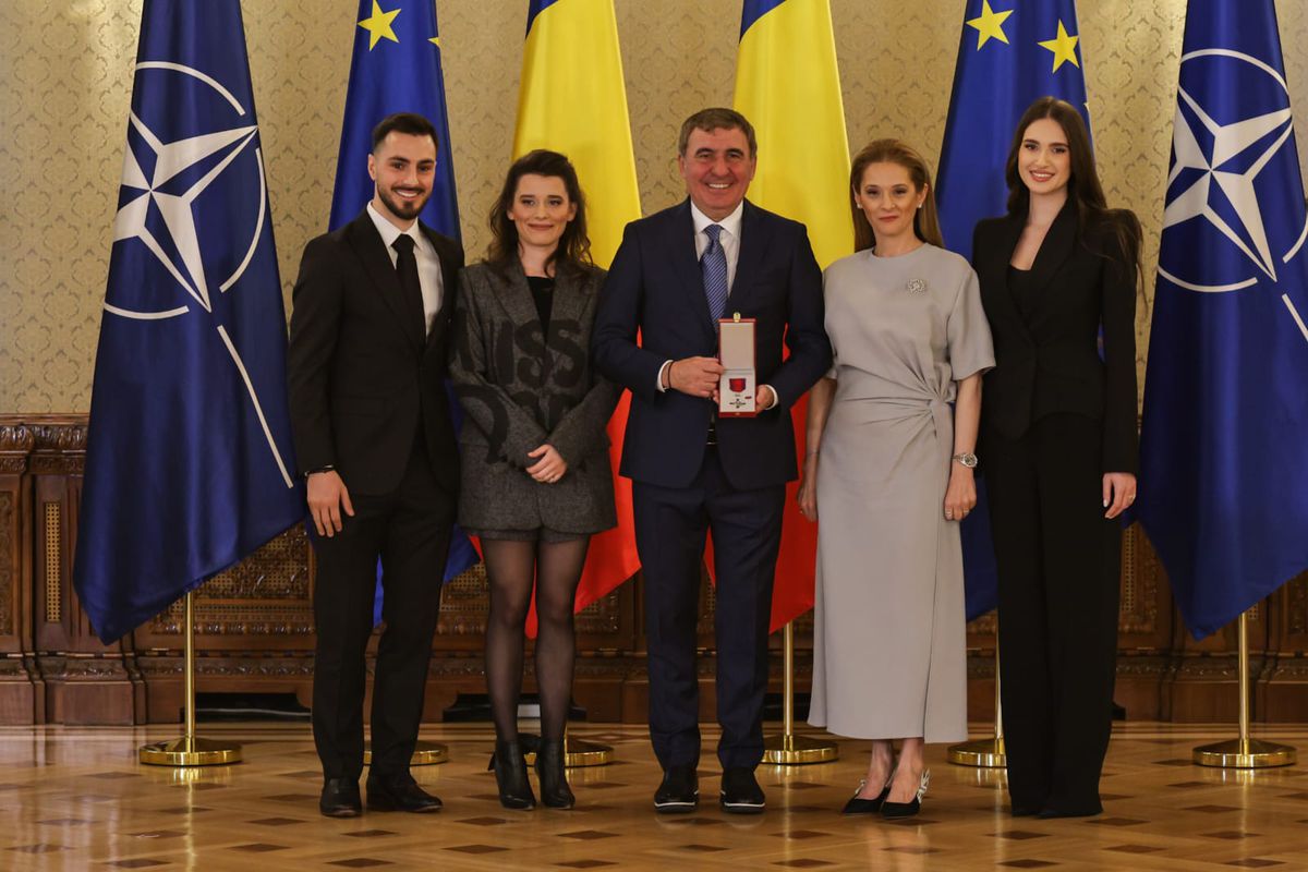 Incredibil cât costă autobiografia lui Gheorghe Hagi: „Așteptarea a luat sfârșit” » Suma exorbitantă pentru precomandă