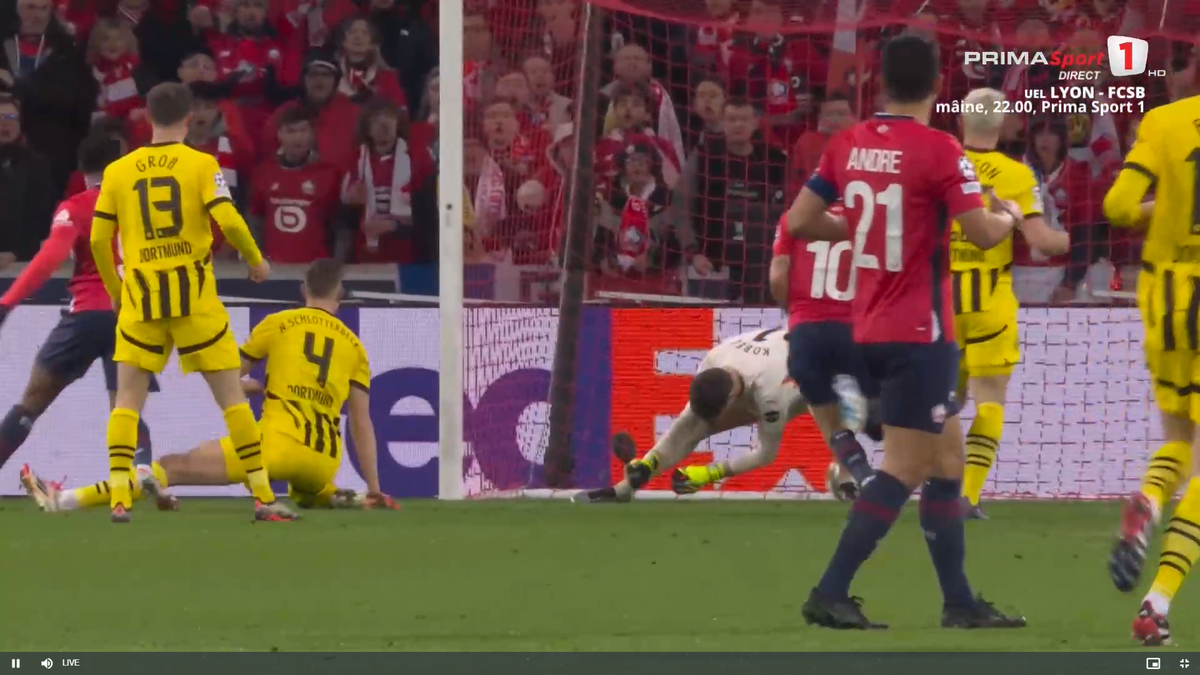 Golul primit de Kobel în Lille - Dortmund