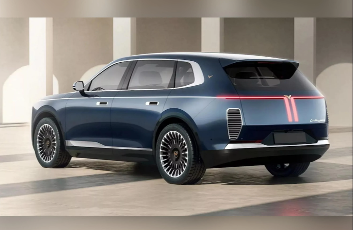 Cum arată „Rolls-Royce”-ul din Vietnam, cu schimbător placat cu aur și trei motoare