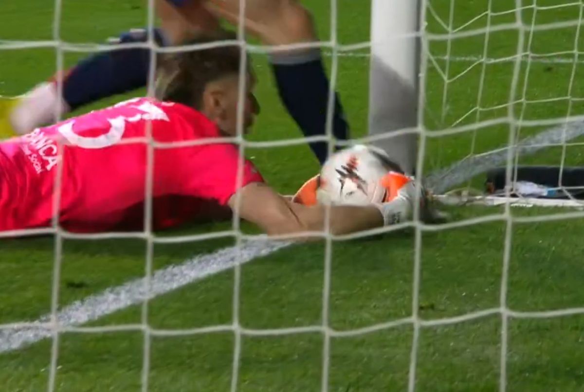 Notele lui Ionuț Radu în presa spaniolă + Reacția antrenorului, după gafa din Celta - Lyon: „Mare”