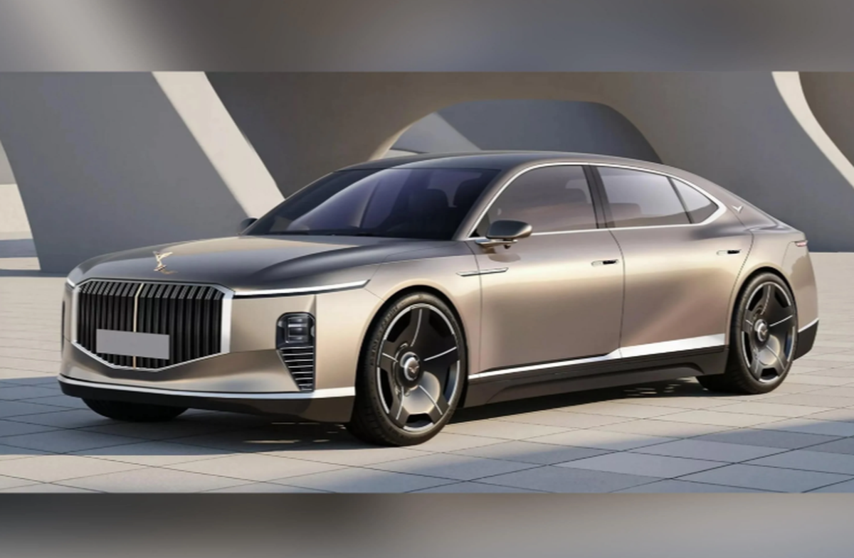 Cum arată „Rolls-Royce”-ul din Vietnam, cu schimbător placat cu aur și trei motoare