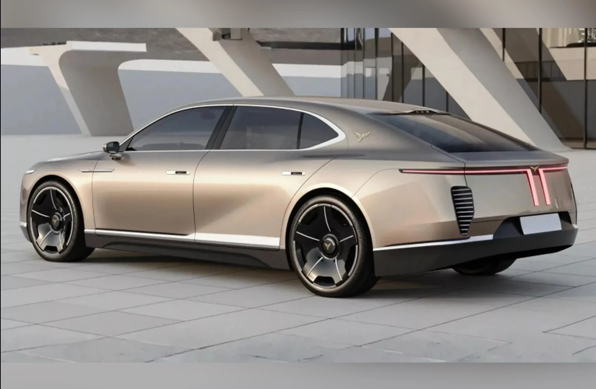 Cum arată „Rolls-Royce”-ul din Vietnam, cu schimbător placat cu aur și trei motoare