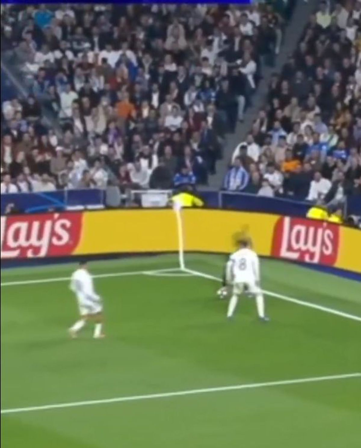 Moment SF în Real - City » Jeremy Doku a dispărut de pe transmisiunea TV, în plin duel cu Valverde: „Trăim într-o simulare?!”