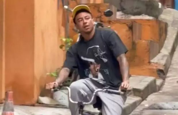 Jesse Lingard, plimbare cu bicicleta în favelele din Sao Paulo