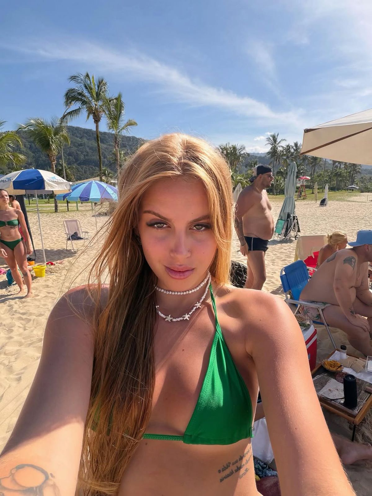 După despărțirea de Alisha Lehmann, fotbalistul s-a cuplat cu o tânără de 19 ani, fiica unui fost jucător