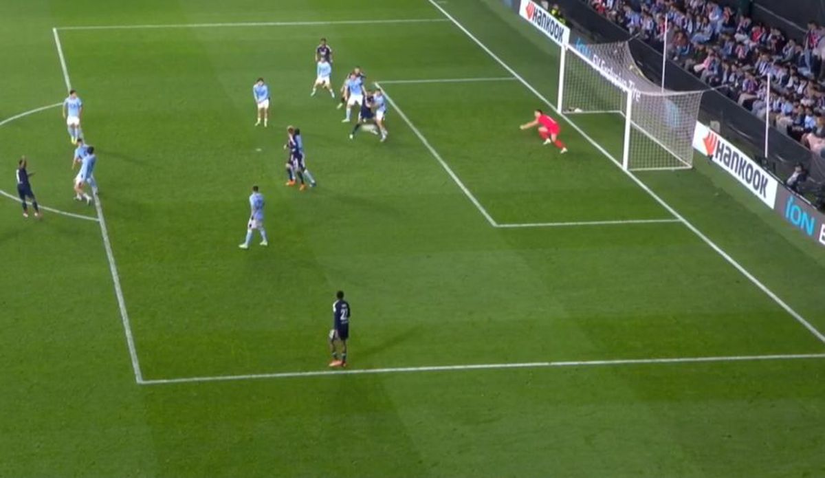 Gafa lui Ionuț Radu din Celta Vigo - Lyon