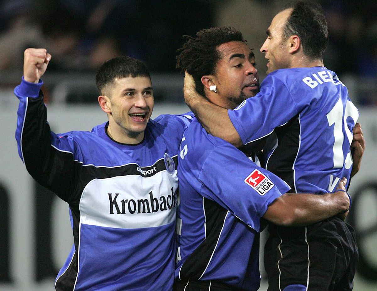 6 întâmplări demențiale cu Claudiu Răducanu » Cum a ațipit și a ratat un meci, misterul berii la pet și de ce a plâns degeaba, în vestiar, pentru Rădoi :)