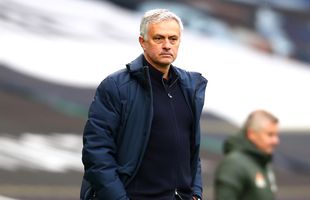 Mourinho, ceartă cu Solskjaer la vestiare! Nervi și la conferință: „De ce nu mă întrebați despre asta? Nu mă tratați ca pe ceilalți!”