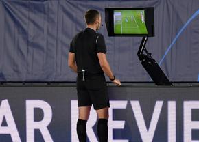 Reacție deplasată a unui patron din Liga 1: „Până când un conducător nu-și taie venele, nu vom avea VAR”