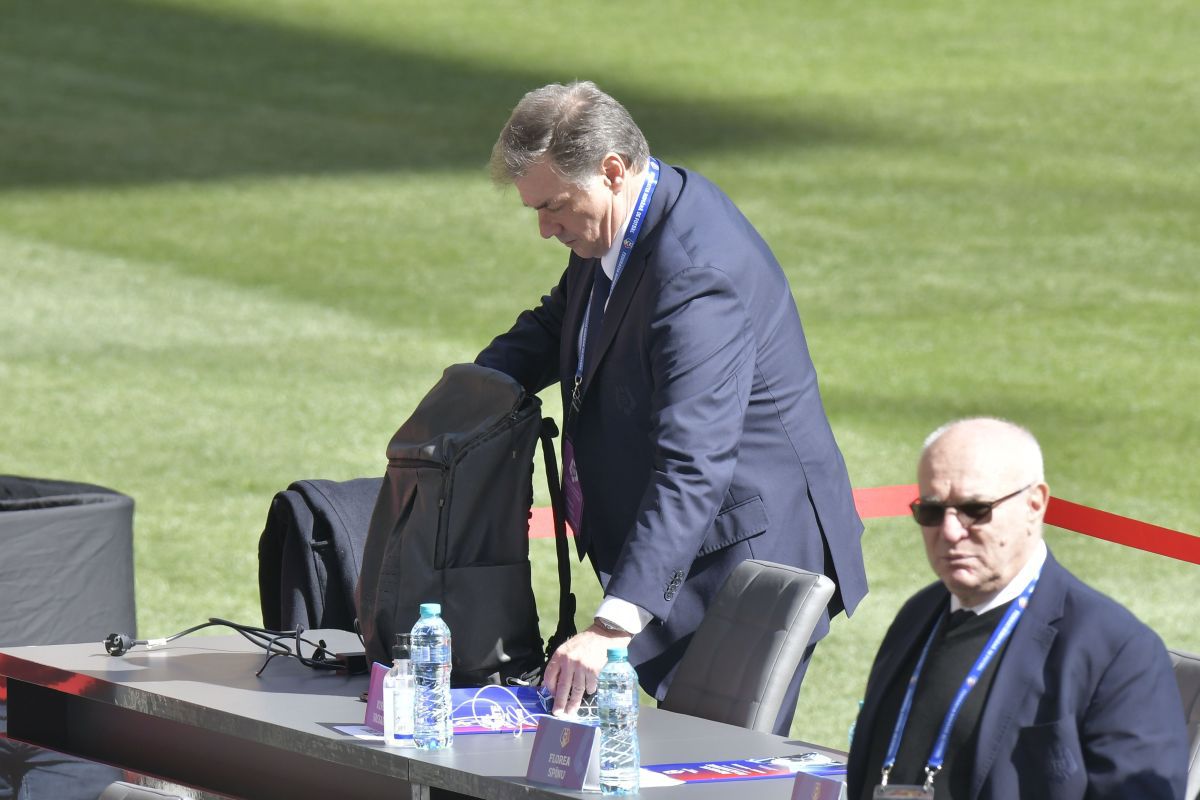 Răzvan Burleanu a marcat cu poarta goală » Ales în unanimitate pentru al 3-lea mandat la FRF: 272 de voturi pentru, zero împotrivă, zero abțineri!