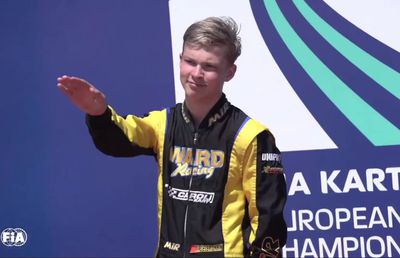 Explicațiile pilotului rus care a făcut salutul nazist: „Știu că sunt un prost, iertați-mă!” + I-a fost reziliat contractul, iar FIA a deschis o anchetă