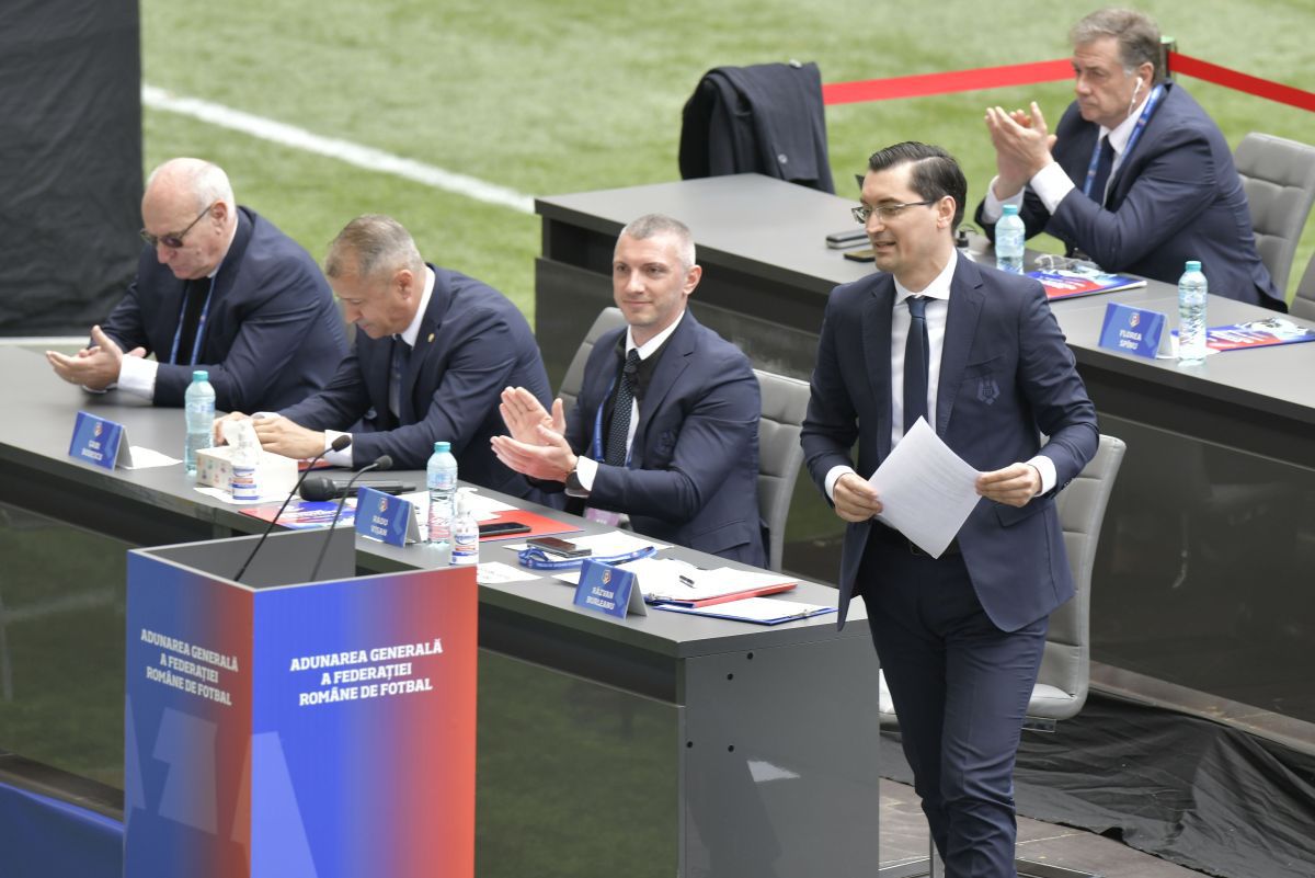 Răzvan Burleanu a marcat cu poarta goală » Ales în unanimitate pentru al 3-lea mandat la FRF: 272 de voturi pentru, zero împotrivă, zero abțineri!