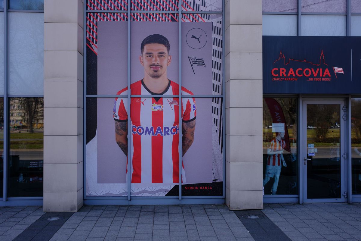 Din Polonia, Sergiu Hanca explică diferențele față de Liga 1: „Fotbalul românesc te păcălește” » Ce șoc a trăit la primul meci