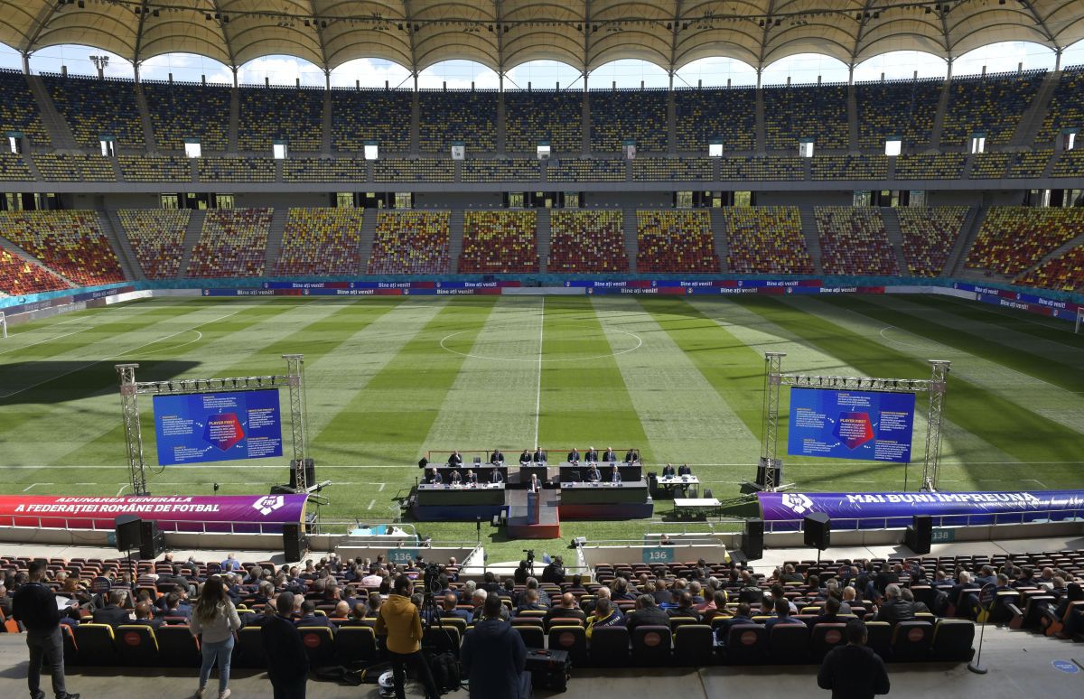 Răzvan Burleanu a marcat cu poarta goală » Ales în unanimitate pentru al 3-lea mandat la FRF: 272 de voturi pentru, zero împotrivă, zero abțineri!