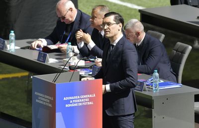 Răzvan Burleanu a marcat cu poarta goală » Ales în unanimitate pentru al 3-lea mandat la FRF: 272 de voturi pentru, zero împotrivă, zero abțineri!
