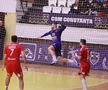 Surpriza sezonului în handbalul românesc: Dinamo, eliminată în „sferturile” Cupei României » Gestul lui Xavi Pascual din final