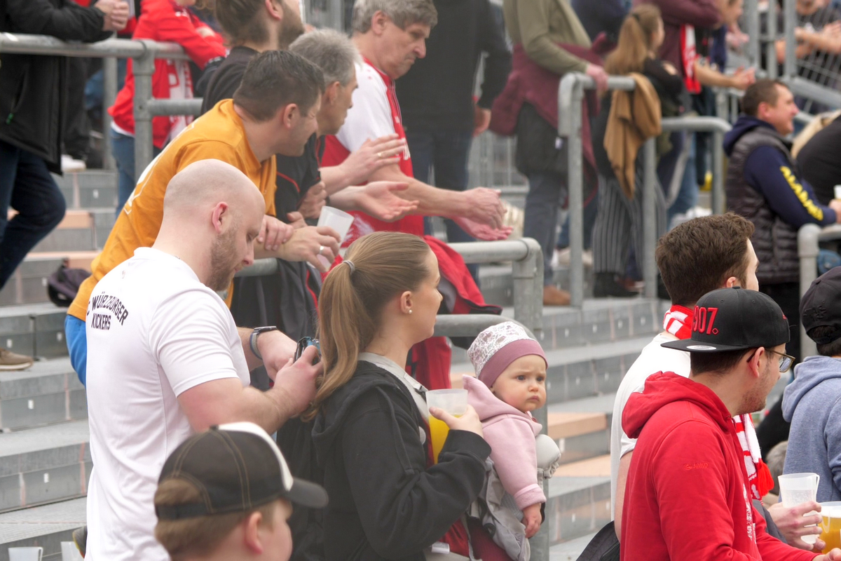 Reportaj Liga 4 Germania - Würzburger Kickers