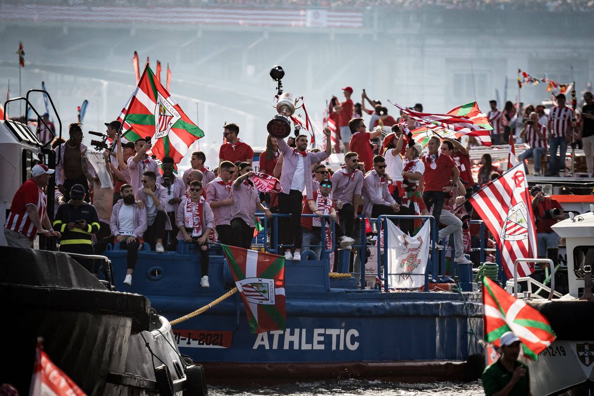 Imagini SENZAȚIONALE din Spania » Un milion de oameni au sărbătorit prima Cupă după 40 de ani