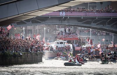 Imagini SENZAȚIONALE din Spania » Un milion de oameni au sărbătorit prima Cupă după 40 de ani