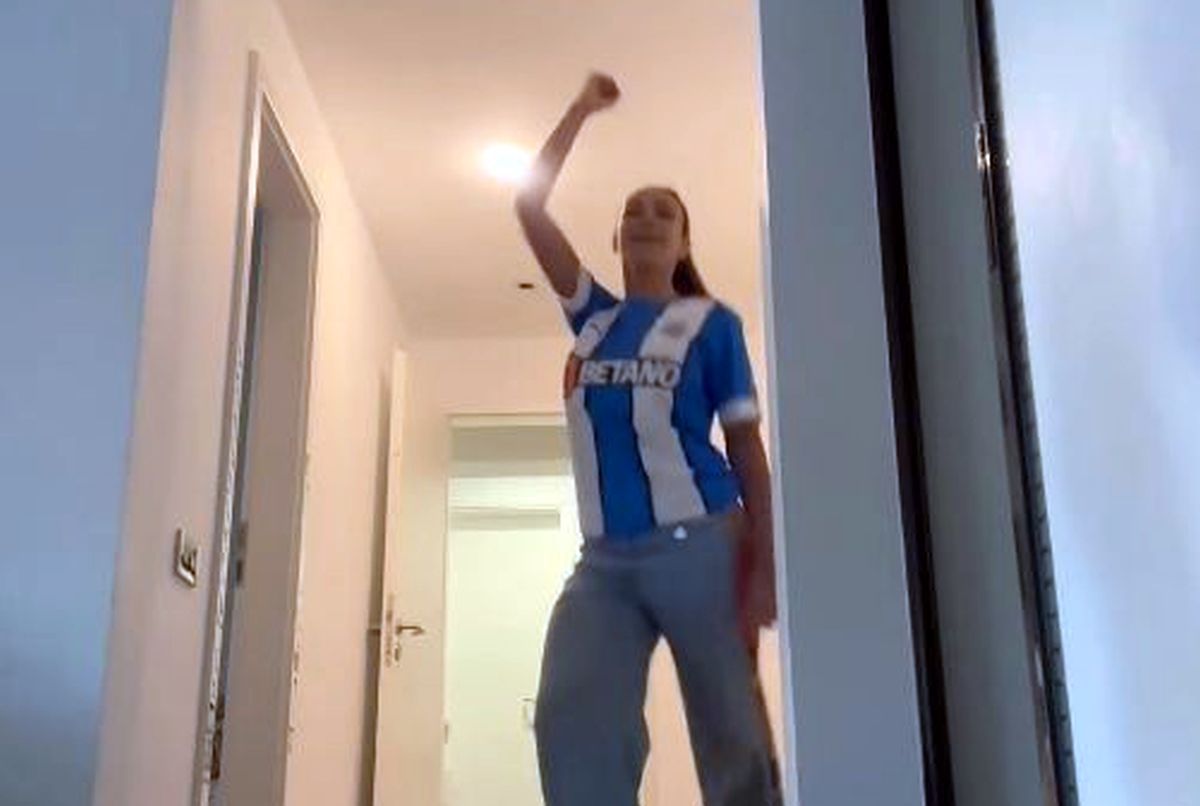 Mădălina Ghenea, apariție de senzație în tricoul Universității Craiova