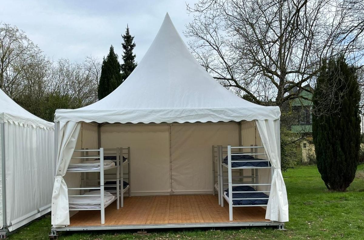 Poftiți la cort! Condiții minimaliste de cazare la Euro 2024: fanii „tricolorilor”, direct interesați