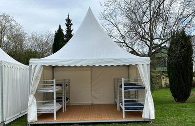 Poftiți la cort! Condiții minimaliste de cazare la Euro 2024: fanii „tricolorilor”, direct interesați