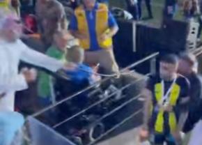 Ca în Evul Mediu! Cum a fost bătut un jucător al lui Al-Ittihad de un fan al lui Al-Hilal în finala Supercupei!