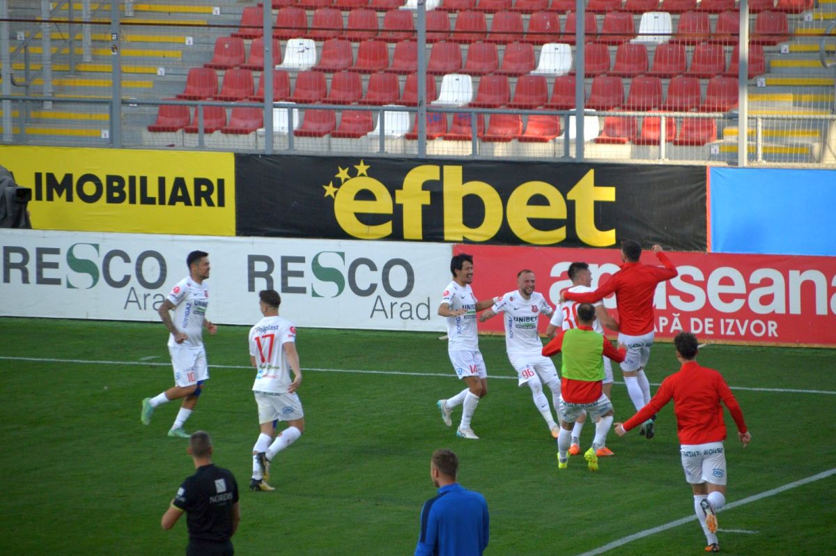 Hermannstadt, prima victorie în deplasare din iulie! UTA, „electrizată” de hat-trick-ul lui Paraschiv » Cum arată clasamentul din play-out + notele meciului