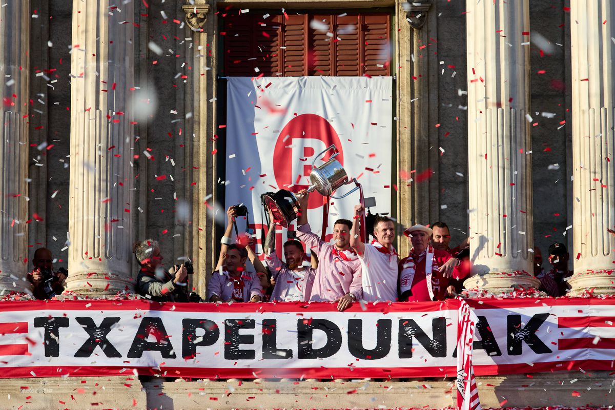 Imagini SENZAȚIONALE din Spania » Un milion de oameni au sărbătorit prima Cupă după 40 de ani