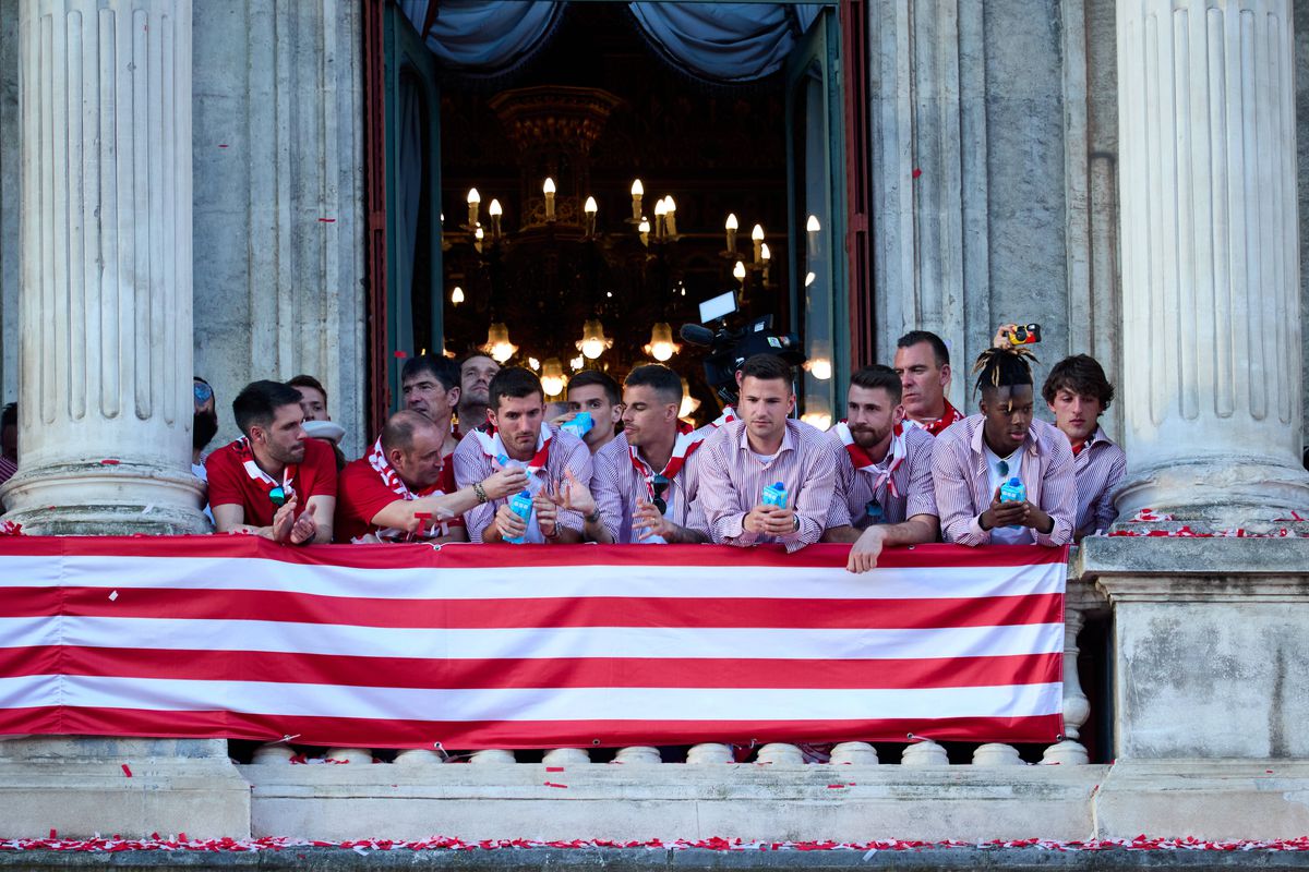 Imagini SENZAȚIONALE din Spania » Un milion de oameni au sărbătorit prima Cupă după 40 de ani