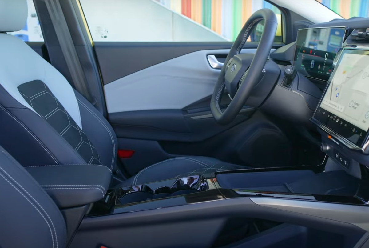 Prima mașină electrică fabricată în România ajunge la clienți în această primăvară » Cum arată modelul produs la Craiova