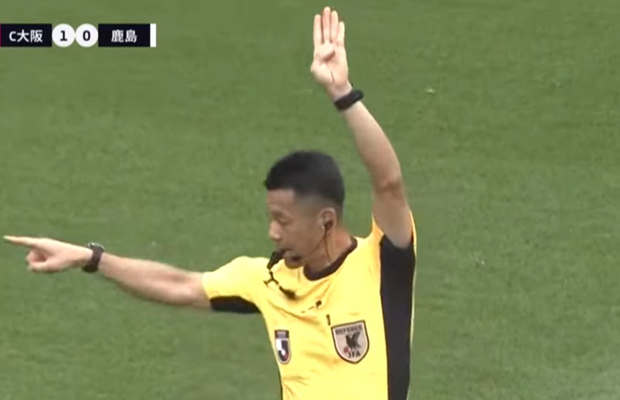 Scenariu nemaivăzut de la implementarea VAR! 5 goluri anulate pentru ofsaid, un penalty ratat și un gol decisiv în minutul 90+12