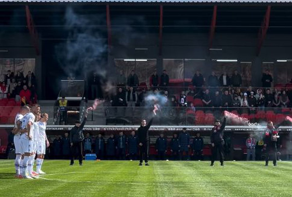 Meciul lui Dinamo Kiev, încheiat la aproape 3 ore de la start