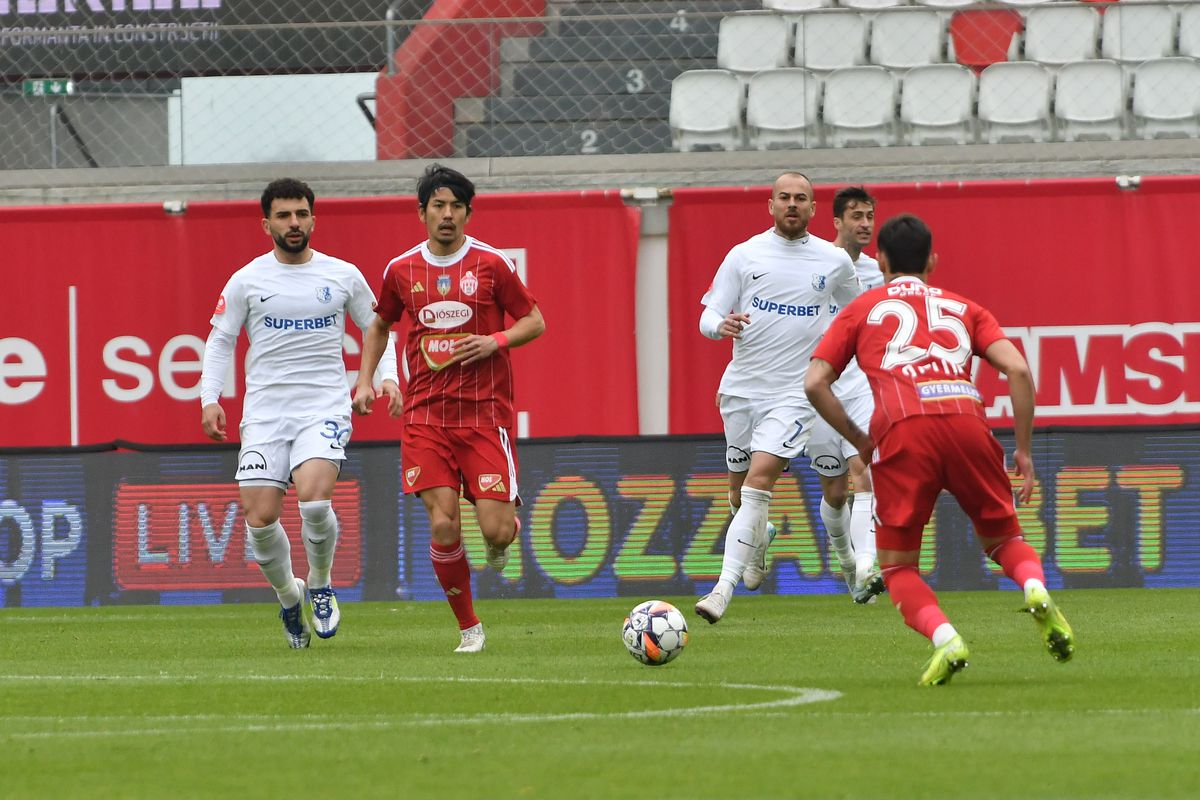 Hagi l-a învins pe Dorinel Munteanu! Sepsi, în prăpastie după UMILINȚA cu Farul » Clasament incredibil în play-out