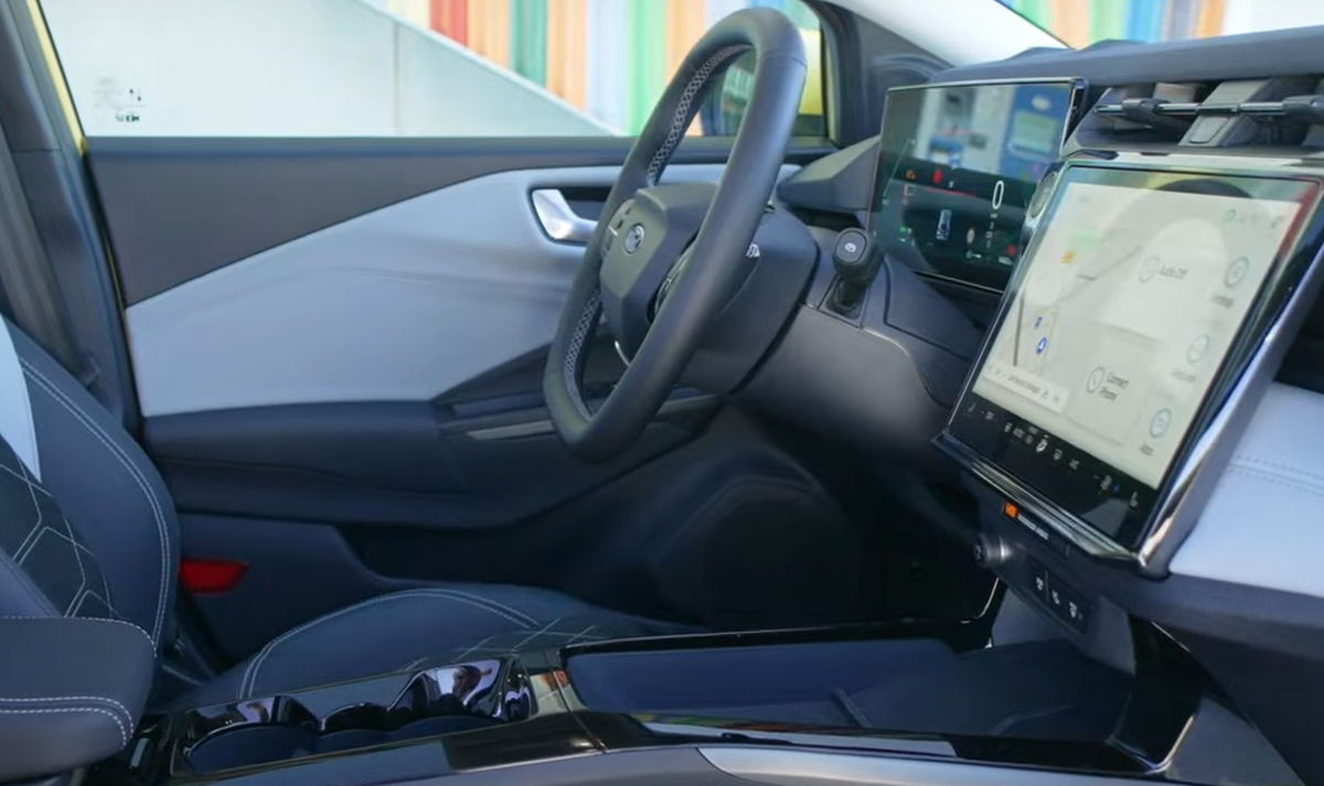 Prima mașină electrică fabricată în România ajunge la clienți în această primăvară » Cum arată modelul produs la Craiova