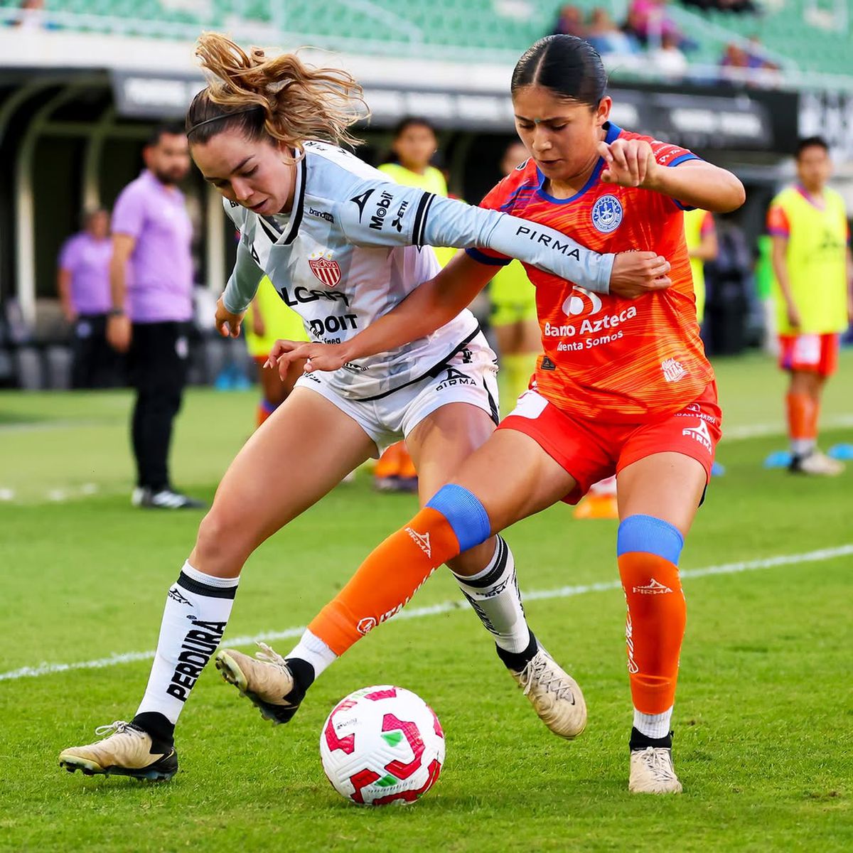 Echipa de fotbal feminin a celor de la Mazatlan Fc