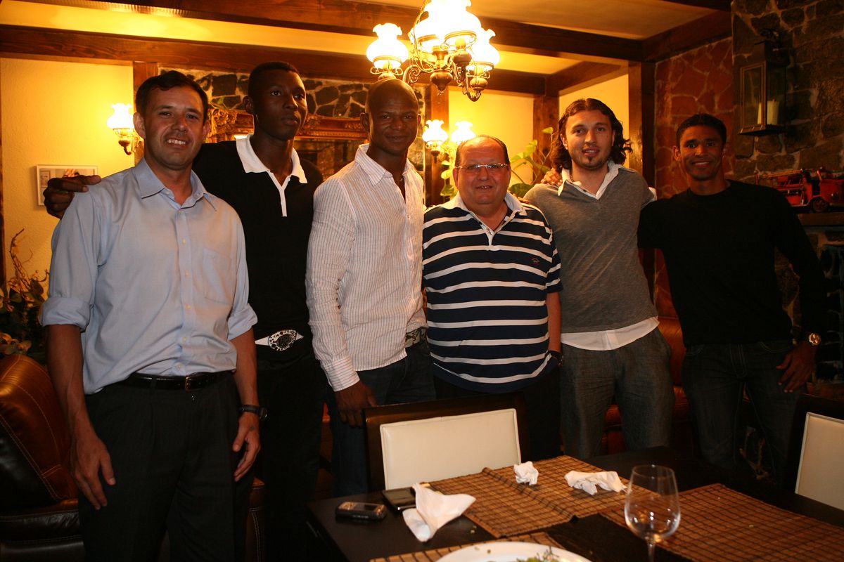 De ce a venit în România jucătorul adus cu petale de trandafiri și covor roșu: „Să se bucure de viața de noapte. Cui nu-i place?!”