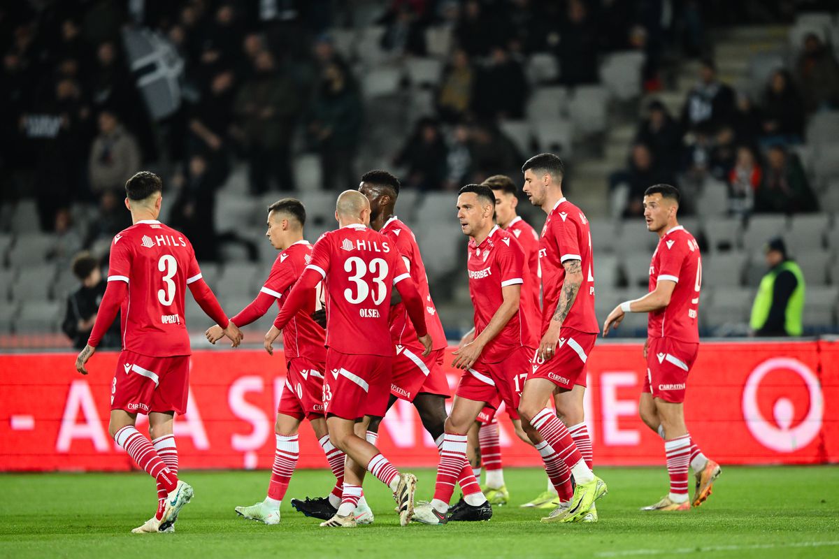 Prima victorie pentru Dinamo din actualul play-off » Spectacol cu 6 goluri în meciul cu „frații” de la U Cluj + Clasamentul acum