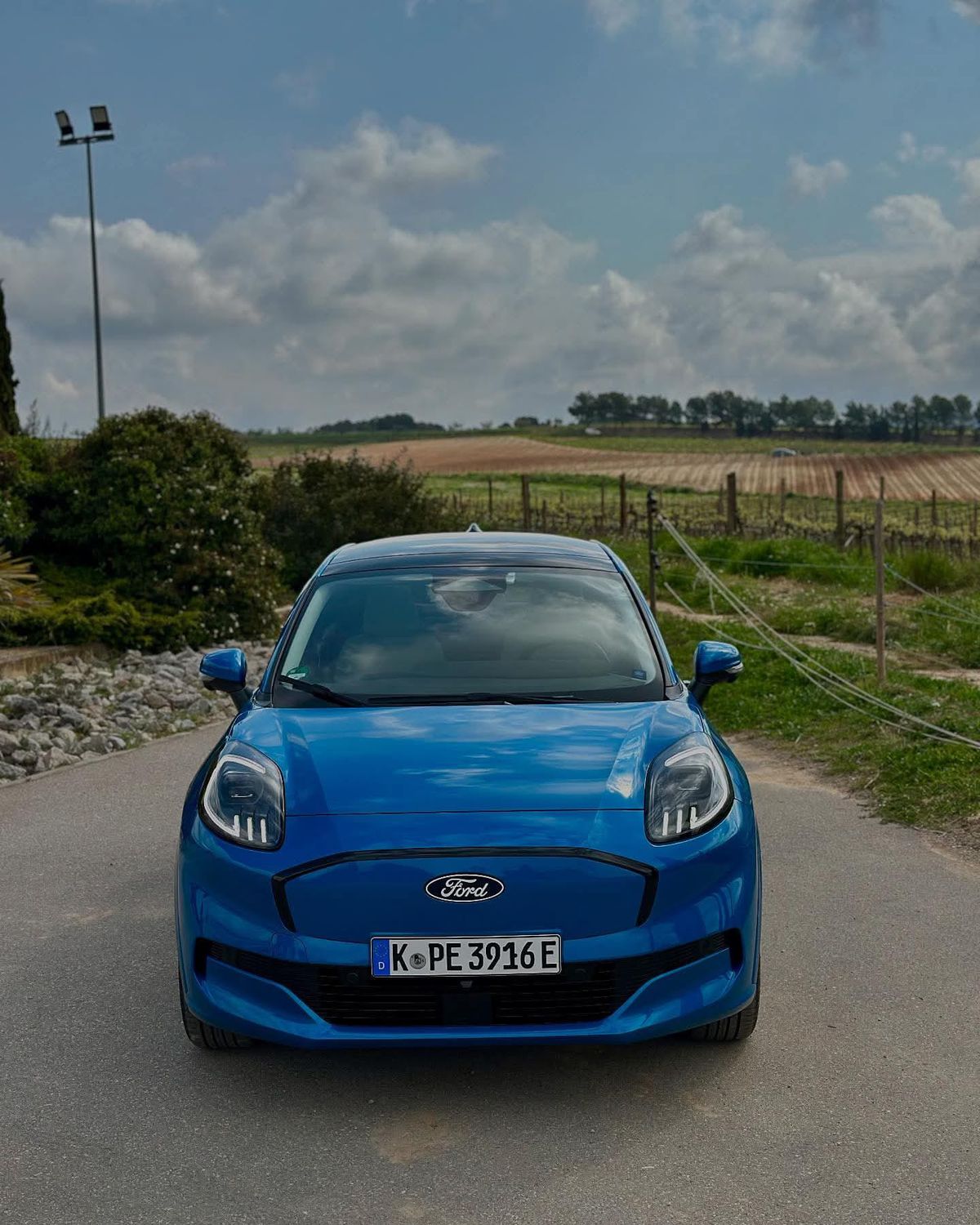 Prima mașină electrică fabricată în România ajunge la clienți în această primăvară » Cum arată modelul produs la Craiova