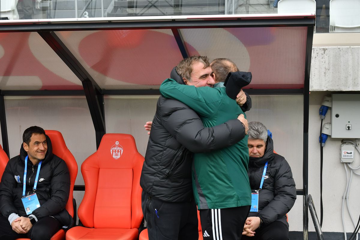 Hagi l-a învins pe Dorinel Munteanu! Sepsi, în prăpastie după UMILINȚA cu Farul » Clasament incredibil în play-out