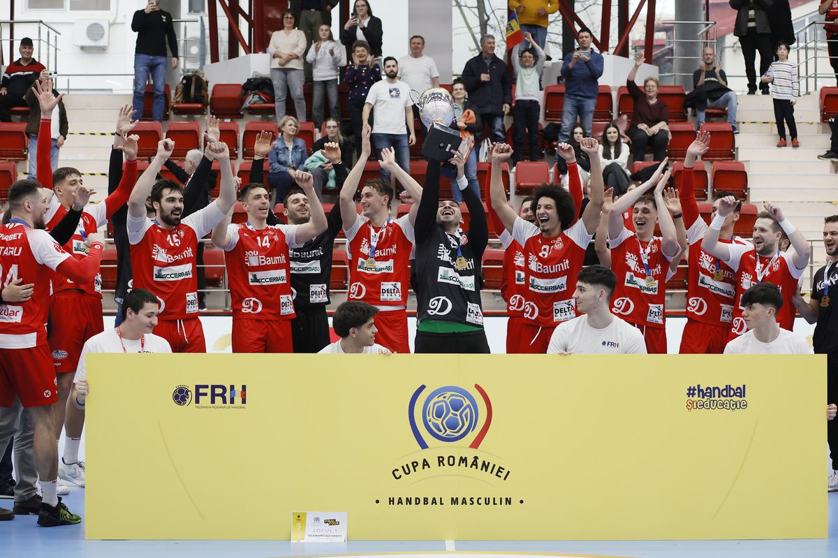 Dinamo câștigă Cupa României la handbal masculin » Succes clar în finala cu Potaissa Turda