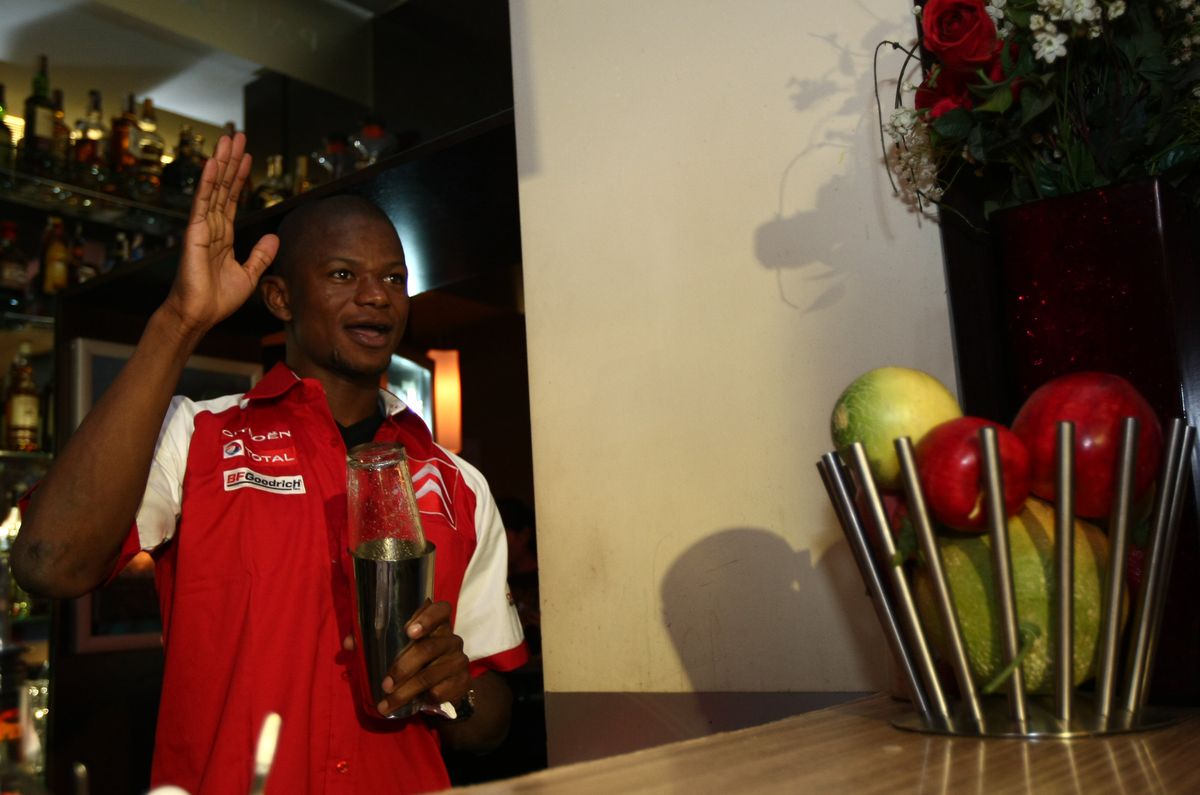 De ce a venit în România jucătorul adus cu petale de trandafiri și covor roșu: „Să se bucure de viața de noapte. Cui nu-i place?!”