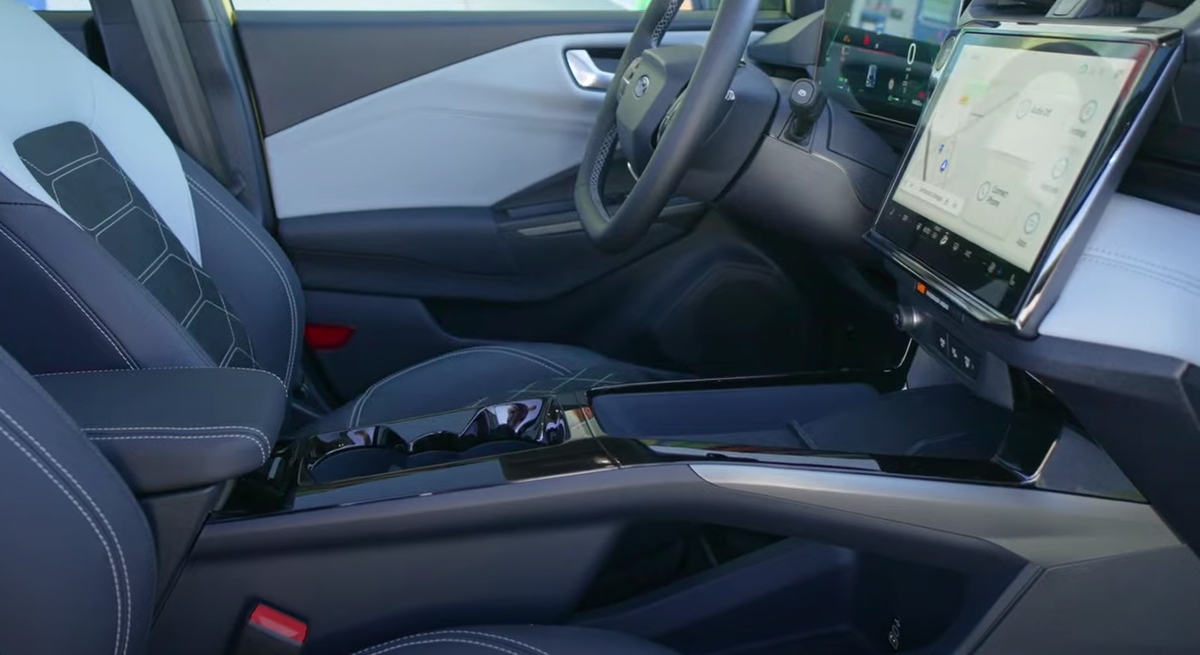 Prima mașină electrică fabricată în România ajunge la clienți în această primăvară » Cum arată modelul produs la Craiova