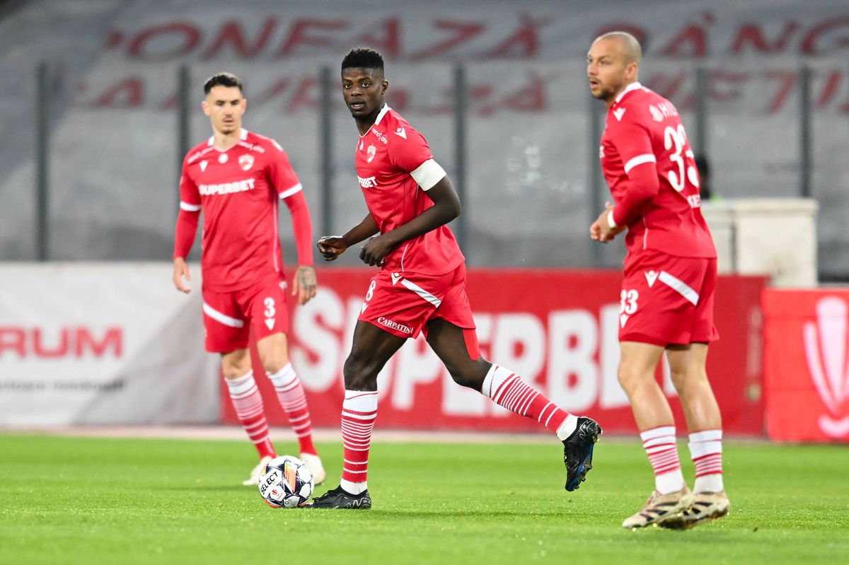 Dinamo 4x4! Nu se mai întâmplase NICIODATĂ în play-off