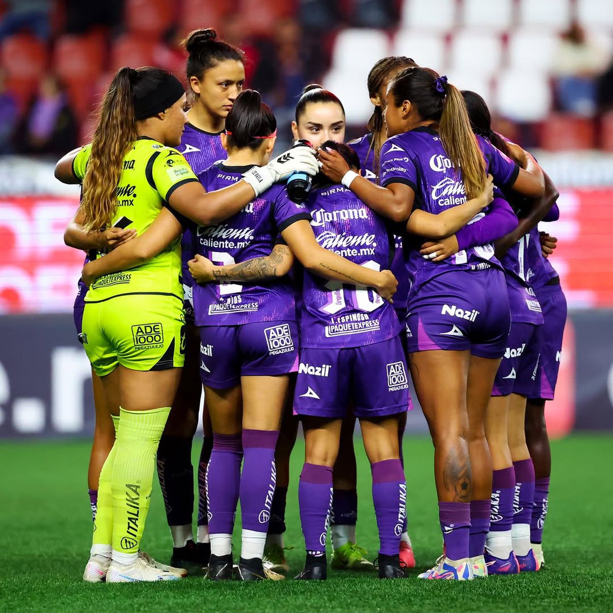 Echipa de fotbal feminin a celor de la Mazatlan Fc