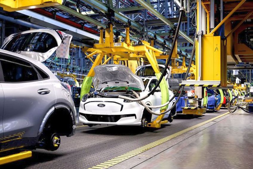 Cum arată Ford Puma Gen-E, prima mașină electrică produsă în România